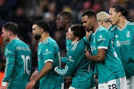 ليفربول يتعرض لضربة قوية قبل دور الـ16 من دوري أبطال أوروبا 