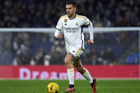 صدمة لريال مدريد بشأن مدة غياب سيبايوس بسبب إصابته بعد خسارة أوساسونا 