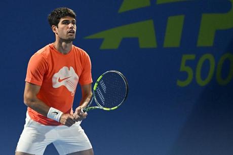 ألكاراز يحافظ على صدارة التصنيف العالمي للتنس 