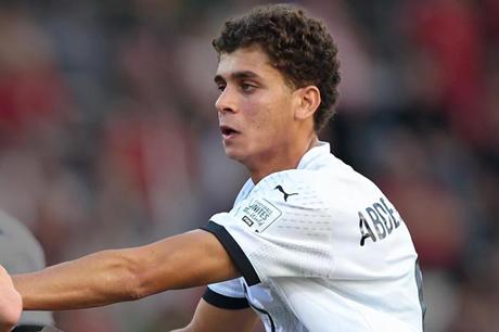 صدمة جديدة لحمزة عبد الكريم بعد عودته لمصر 