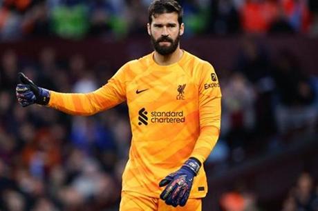 يوفنتوس مهتم بضم أليسون من ليفربول 