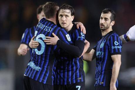 إنتر ميلان يلتقي جنوى في الدوري الإيطالي 