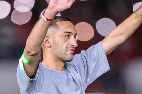 حكيم زياش يحسم موقفه من مرافقة الوداد إلى كينيا 