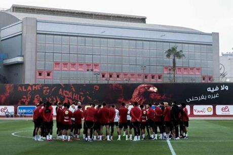 تكلفة رحيل نجم الأهلي إلى الكرمة العراقي 