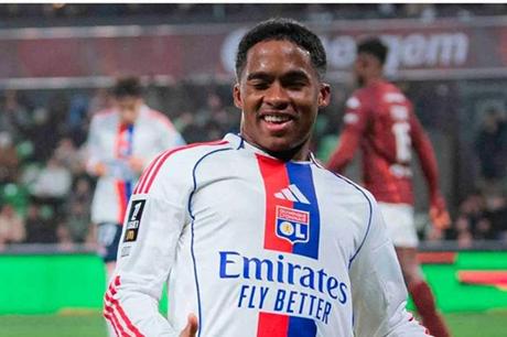 إندريك يسجل هدفا مذهلا في كأس فرنسا 