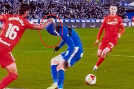 نهاية درامية.. حكم يحتسب أغرب ركلة جزاء في تاريخ كأس إسبانيا 