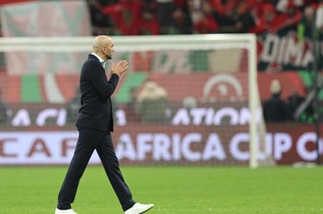 حقيقة استقالة وليد الركراكي من تدريب المنتخب المغربي 