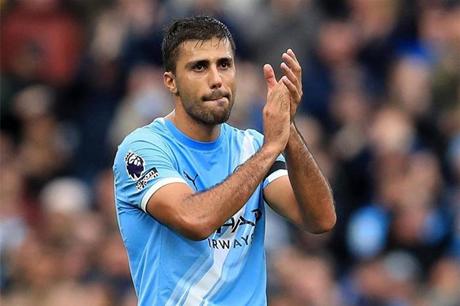 80 ألف إسترليني غرامة على رودري لخروجه على النص 