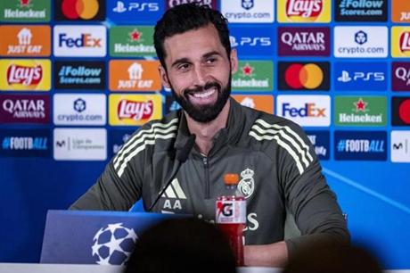 اربيلوا: لعبنا كفريق واحد ولا يزال الحسم في مانشستر 