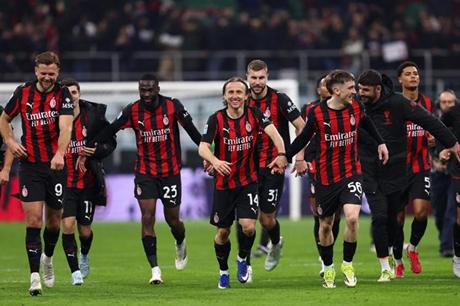 مواجهة قوية بين لاتسيو وميلان بالدوري الإيطالي 