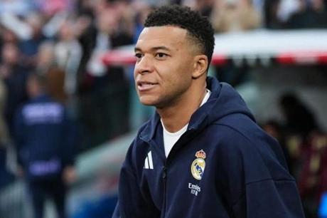 ركبة مبابي تدق جرس الإنذار في ريال مدريد قبل مواجهة السيتي 