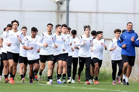 المنتخب الوطني ت23 يبدأ تدريباته في تركيا 