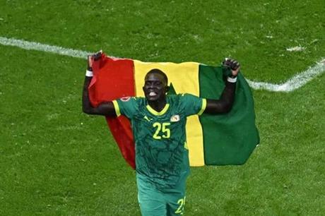 احتفالات خاصة من السنغال بكأس أمم أفريقيا في قلب فرنسا 