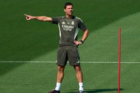 ليفربول يخطط لضم موهبة ريال مدريد بطلب خاص من ألونسو 