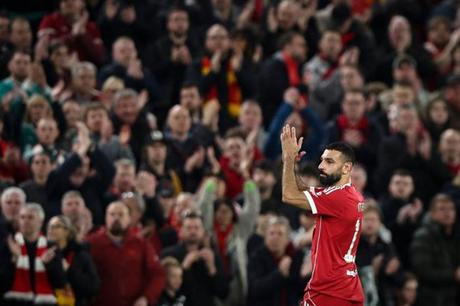 مفوض الدوري الأمريكي يهاجم إبراهيم حسن بسبب صلاح 