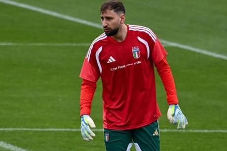 دوناروما: علينا التعلم من التجارب المريرة 