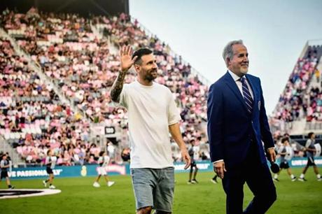 "يستحق كل سنت".. مالك إنتر ميامي يفصح عن راتب ميسي الضخم 