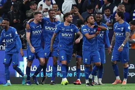 قرار جديد من إنزاجي نحو لاعبي الهلال قبل مواجهة الفتح 