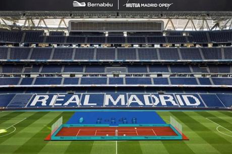 ريال مدريد يحول برنابيو إلى ملعب تدريب للتنس 