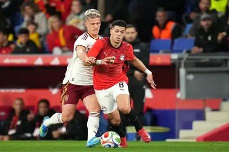 منتخب مصر يتسبب في تراجع إسبانيا للمركز الثاني عالميًا 