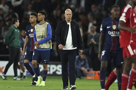 أول تعليق من سلوت بعد خروج ليفربول من دوري أبطال أوروبا 