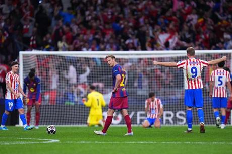 أول إجراء رسمي لبرشلونة ضد الحكام بعد خروجه من دوري أبطال أوروبا 