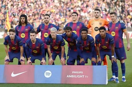 5 نجوم على أعتاب الرحيل عن برشلونة 