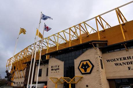 هبوط ولفرهامبتون متذيل ترتيب الدوري الإنجليزي 