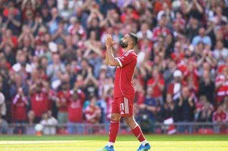 فان دايك: صلاح سيحظى بوداع أسطوري في ليفربول رغم لعنة الإصابة 