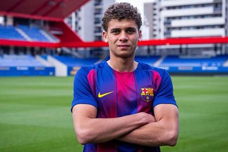 حمزة عبد الكريم مهاجم برشلونة يزين قائمة منتخب مصر لكأس العالم 2026 