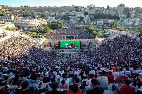 وزير الشباب: أكثر من 60 ألف متابع لمباريات النشامى في المدرج الروماني 