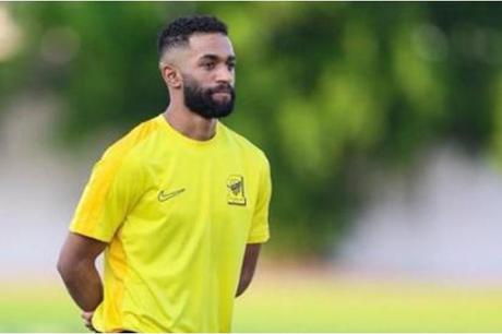 الشباب يعلن ضم نجم الاتحاد السابق 