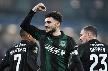 الأهلي السعودي يقترب من حسم صفقة من خلال الدوري الروسي 