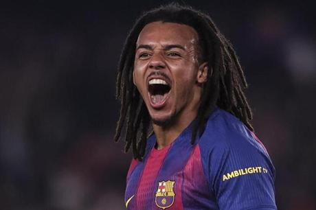 برشلونة يتخذ قرارا مهما بشأن مستقبل كوندي 