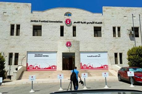 "الاتحاد الأردني" يسمح بشرط للأندية المحترفة بتسجيل لاعب فلسطيني واحد كلاعب محلي للموسم 2026/2027 