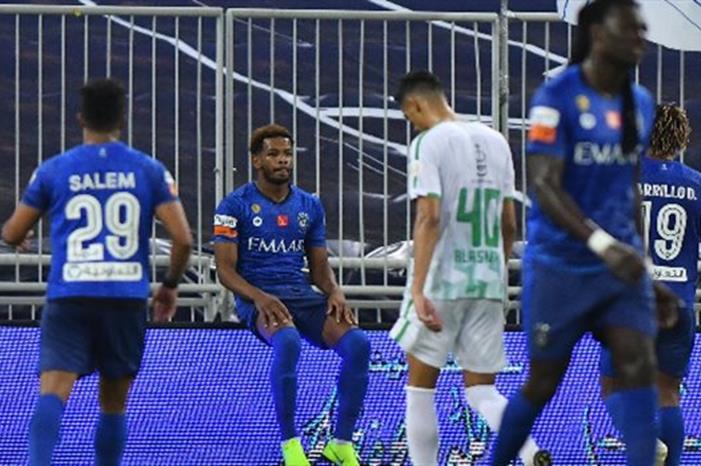 الوحدة يخطف نجم الهلال رسمياً 251A32A637121