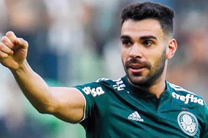 الاتحاد السعودي يضم هنريكي sp_111_1