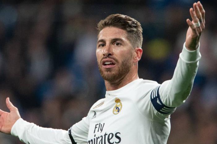 الكشف عن مفاجأة من العيار الثقيل بشأن مستقبل راموس مع ريال مدريد 100-125419-ramos-real-madrid-liga-betis_700x400