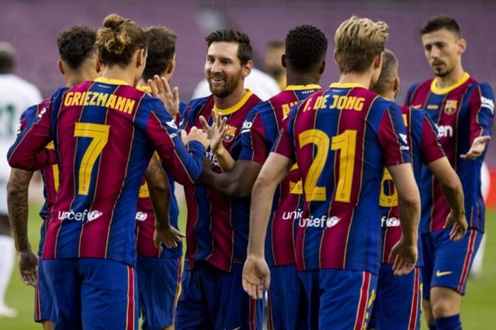 تشكيلة برشلونة في مباراة اليوم ضد خيتافي mini__V7A7821-2-800x500
