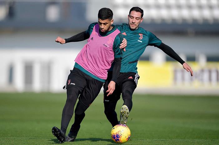 لاعب تونسي بديلاً لرونالدو في قائمة يوفنتوس الليلة F0365624-ABB1-474D-B269-1C9348438AC3