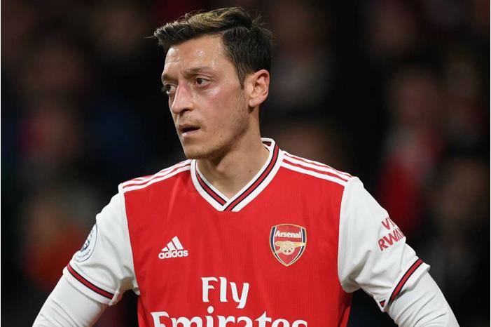 mesut-ozil-arsenal-2019-20_j7m5onv442511nfcvas6c9x37