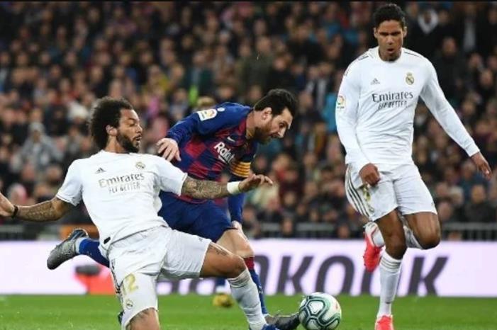 بعد إذلال برشلونة وريال مدريد.. ذكرى الـ17 عاما تحسم نتيجة كلاسيكو الأرض بث-مباشر-لمباراة-برشلونة-ضد-ريال-مدريد-اليوم-السبت-24-أكتوبر-2020