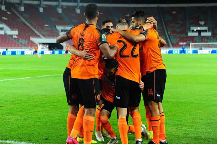 تشكيل نهضة بركان للنهائي  الإفريقي Capture-10