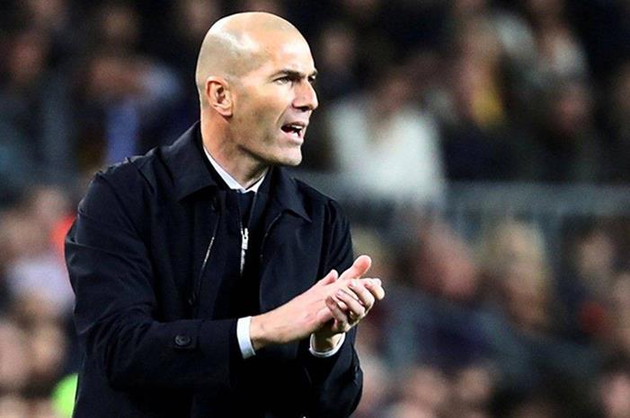 زيدان يسجّل رقماً تاريخياً في كامب نو 119142