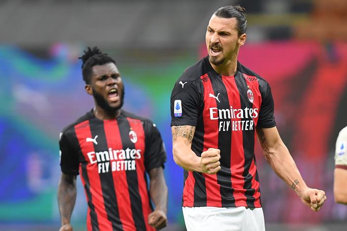 ميلان يسقط بفخ روما رغم تألق إبراهيموفيتش 983723d365