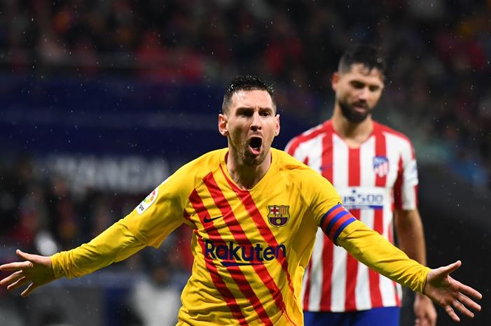 ميسي يفكر بالتجديد لبرشلونة ! 5de4c1704c59b757ef2d390b