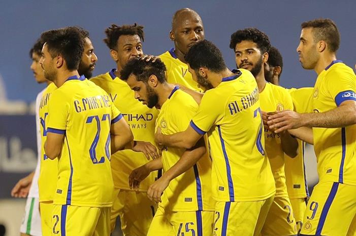 كورونا يضرب خماسي النصر EjK_AbiWkAAg1zk-e1601653567863-1140x783