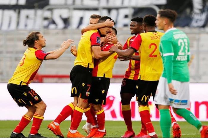 376181reuters-2020-10-03-2020-10-03t164757z-519553374-up1ega31anxna-rtrmadp-3-soccer-france-len-ste-report-reuters_1200x720