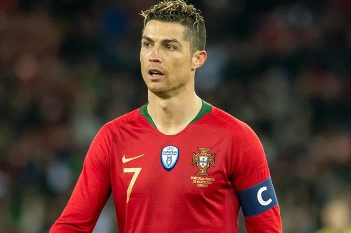 cristiano-ronaldo-cropped33373dhx0oeb1pherxe8tjqiijpg