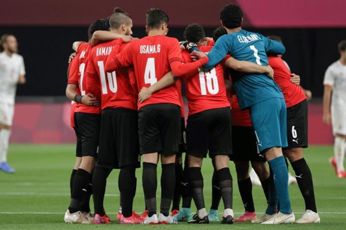 ميدو يفجرها.. عمر مرموش رفض الانتقال إلى الزمالك لهذا السبب f117921798ca6843e6ff3961343e1378